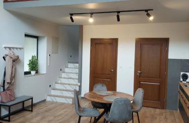 Domek przy drodze - Foto 8