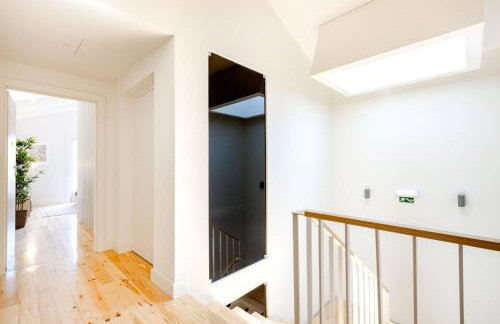 Porto Downtown Studio with Balcony - Foto 40
