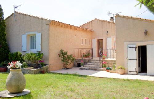 Les murmures du Temps Villa 3 Chambres avec Piscine - Foto 6