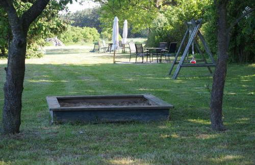 Gut-Rattelvitz-Galerie-D-hochwertig-Sauna-Kamin-eTankstelle-Spielscheune-15-000qm-Parkland - Photo 46