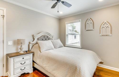 Screened Patio and Fire Pit Modern Westerville Home - Foto 17