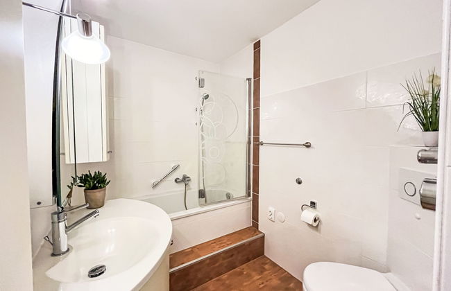 Flieder (F 96) - Photo 6