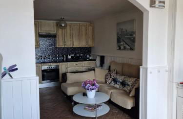 2 bed Apartment That Steps out on to the Pool - Photo 28