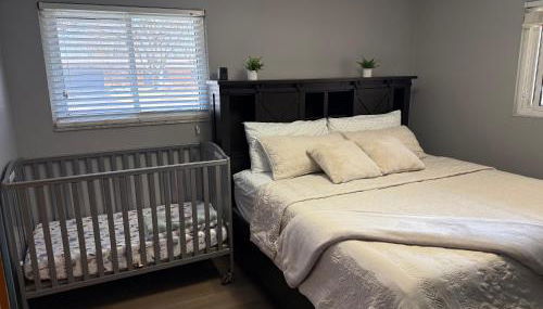 Delightful 3 Bd Home with King size bed, hot tub, playground! - Foto 2