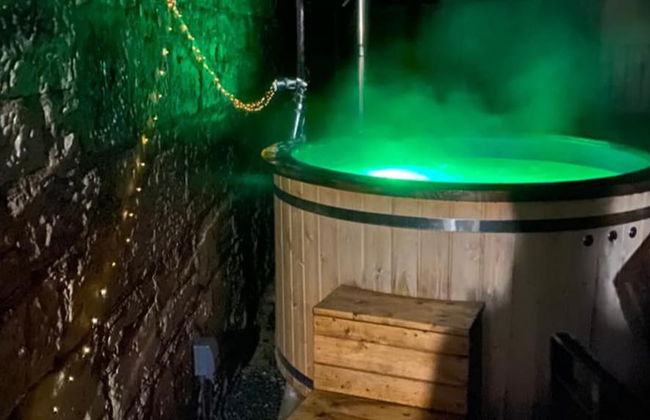 Inviting 2-bed Barn With hot tub Near Muirkirk - Foto 14