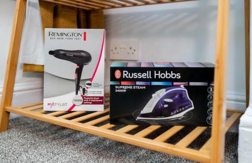 Sunny Seaside Paradise - Sleeps 5 - Photo 17