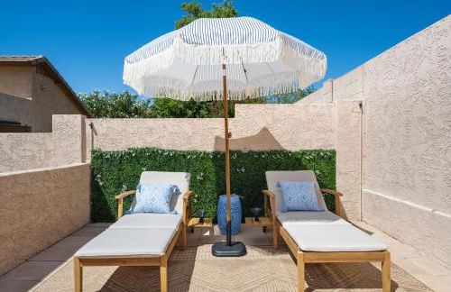 Chic Desert Retreat - Lush Spa Pool - Mini Golf - Foto 49