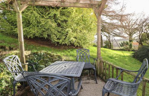 Highbeck Cottage - Photo 14