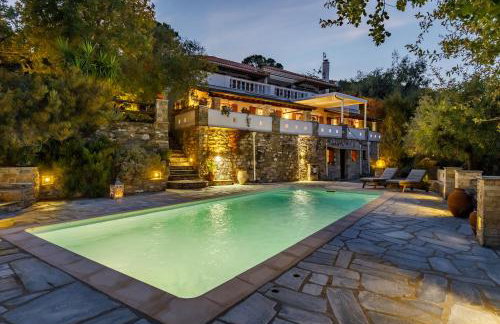 Skopelos luxurious villa "Aloupi" - Foto 44
