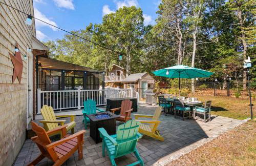 Hot Tub Sauna Ping Pong Table Treehouse and Fire Pit - Foto 1