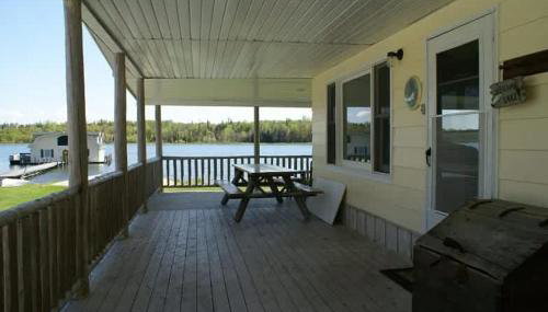 'Lakeside' Cottage with porch and sandy beach - Foto 4