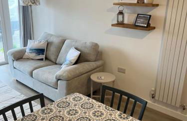 Beach Front Apartment - Photo 19