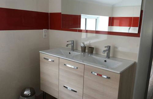 Le Clos des Buis 2 gîtes 6CH 4 SDB 4 WC - Foto 20