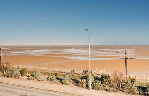 Sunny Seaside Paradise - Sleeps 5 - Photo 20