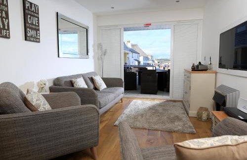 1 At The Beach - Foto 2