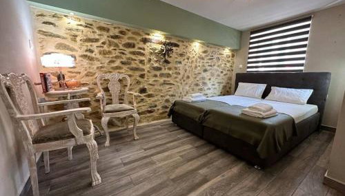 Velvethouse - Photo 4