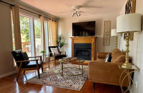 Log Home Hot Tub Retreat, Kayaks - Photo 4