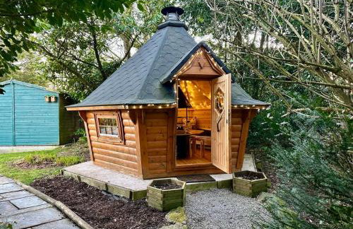 Scenery Hill Hideaways The Coach House Charming Retreat with Jacuzzi and BBQ Hut Near the Lake District - Foto 21