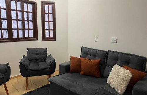 Casa aconchegante no caminho da fé, perto do lago - Foto 1