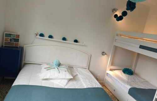 TOUT À PIED ! T3 FAMILIAL 150 m PLAGE LAVANDOU PISC PKG PRIV - Foto 8