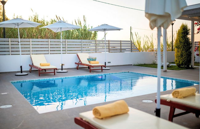 Seabreeze Villa - with Jacuzzi & heated pool - Photo 33