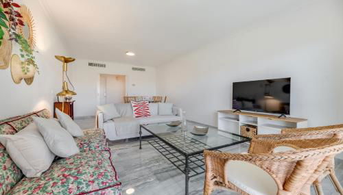 Stunning Duplex by the Golf & Terrace by the beach - Foto 4