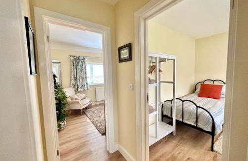 Pembroke Dock Hidden Gem - Pass the Keys - Photo 35