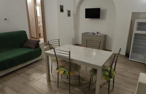 Gravina House - Photo 4