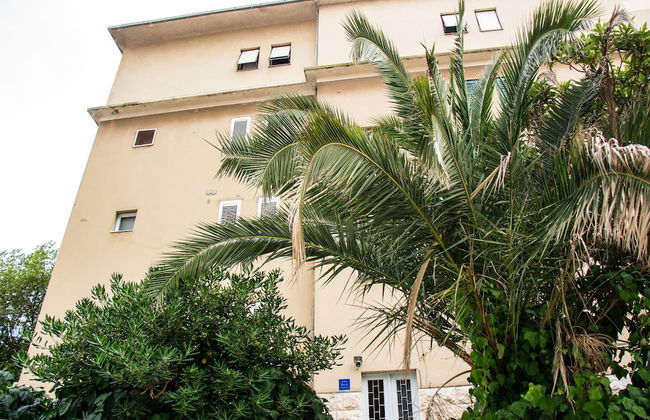 Lugo Apartments - Photo 23