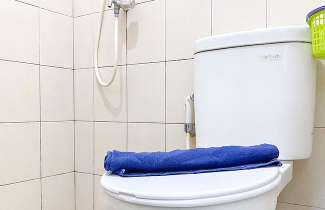 Homey And Cozy Studio Room Tifolia Apartment - Photo 10