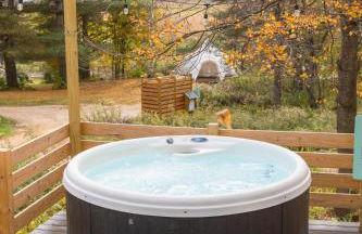Riverside Tiny House with hot tub near Stowe - Foto 37