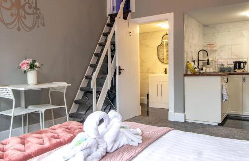 Studio Dream with Loft West End - Pass the Keys - Foto 14