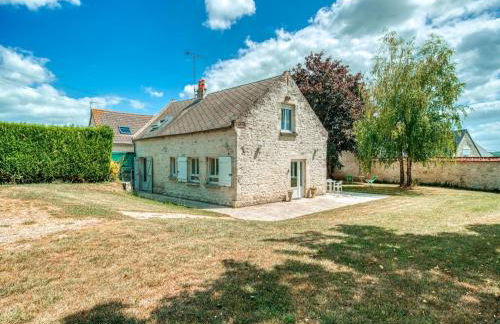 Farmhouse in Boncourt with Private Garden - Foto 1