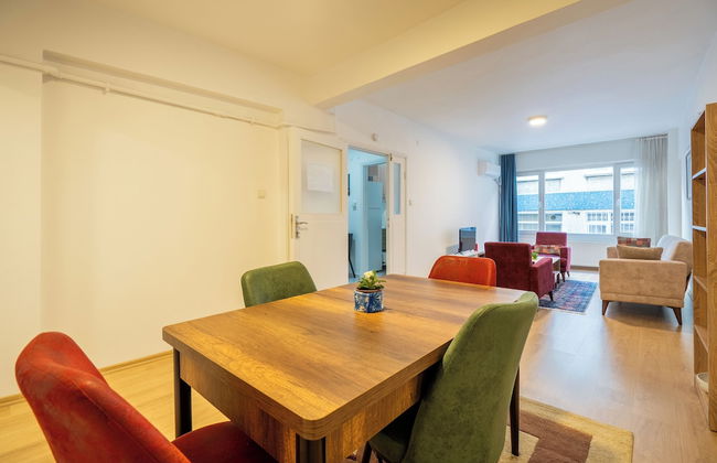 Charming 3-bedroom Apartment in the Heart of Kadıköy - Photo 51