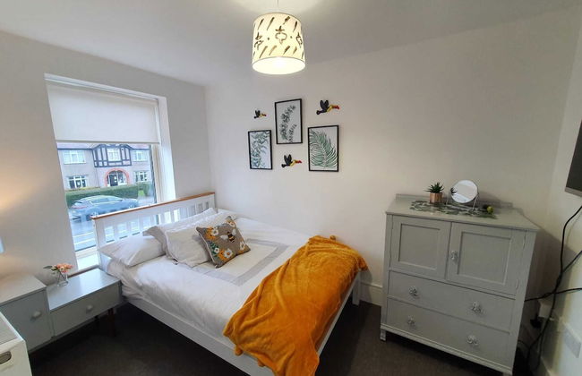 Riverdale House - 4 Bedrooms - Photo 4