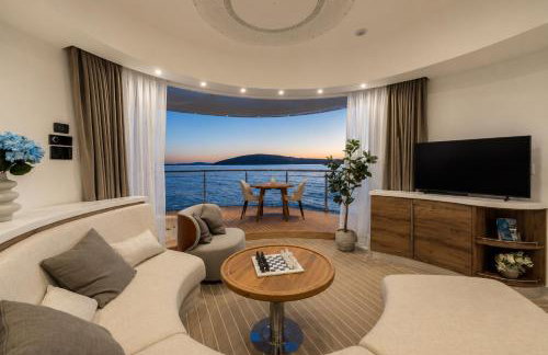 Luxury Floating Apartment - Amor - Photo 13