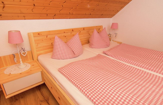 Charming Holiday Home Near the Bavarian Alps - Photo 3