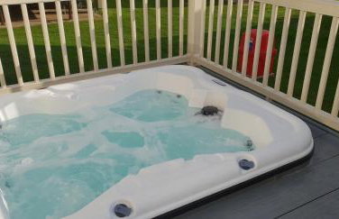 dees hot tub breaks tattershall lakes The Ramparts 20 - Foto 1