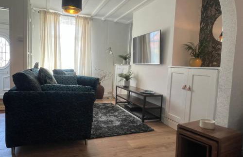 Comfy and Connected Standish Home - Two Mins from M6 Jct-27 - Foto 2