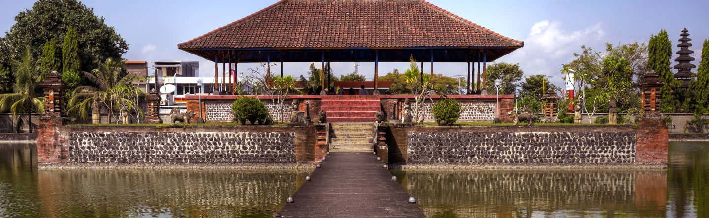 Private Walking Tour of Mataram - Foto 1