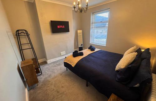 Central Near Hospital 2 Bedroom - Sleeps 4 - Self Check In - Fully Furnished - Foto 4