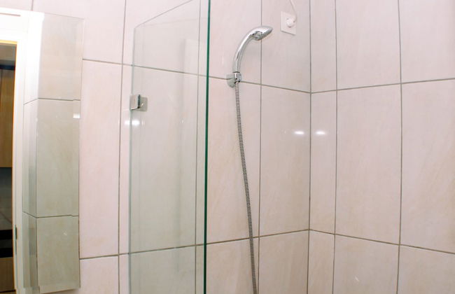 Great Location And Simply Studio At Grand Kamala Lagoon Apartment - Foto 13