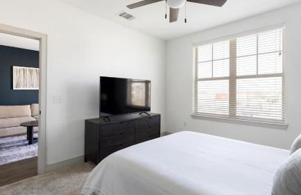 Landing Stylish 2BD Clubhouse Courtyard - Foto 31