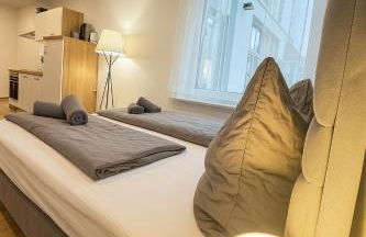 Kleines Glück Karlsruhe - Waschmaschine, SBahn, Regendusche, Fußbodenheizung - Foto 2