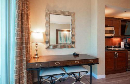 No Resort Fee Strip View Balcony+Free Valet+ Pool - Foto 23