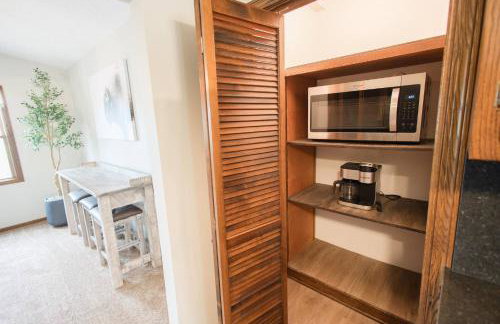 Sherwood Forest Park- 6BD/3BA on Private Ohio Land - Foto 19