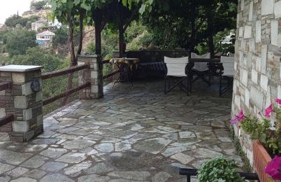 Άνετος χώρος με parking, αυλή και θαυμάσια θέα - Foto 36