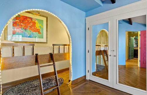 Skyline and Bay Views Spanish Villa Pool and Hot Tub - Foto 79