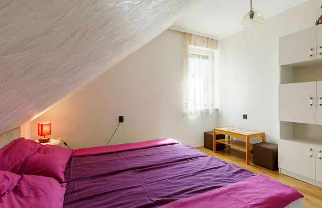 4 bedroom House in Balatonfenyves with garden and terrace - Photo 16