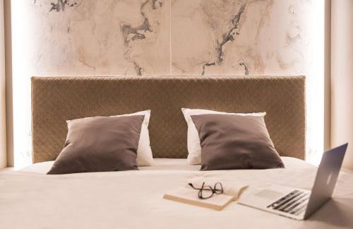 Downtown Oasis - Photo 22